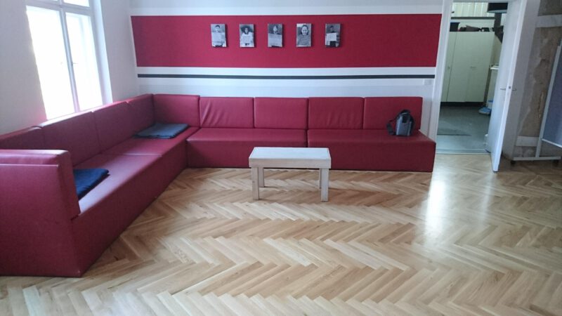 Kaubstrasse Sofa-Lounge-2