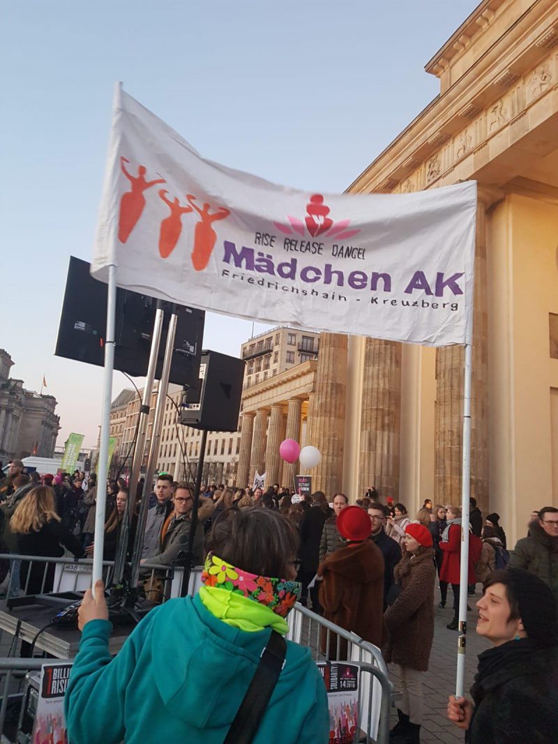 Kijukuz1billionrising2019
